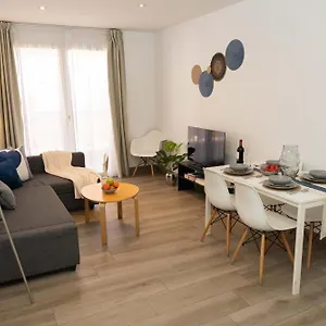 https://apartamentos-campo-del-principe.es-andalucia.com