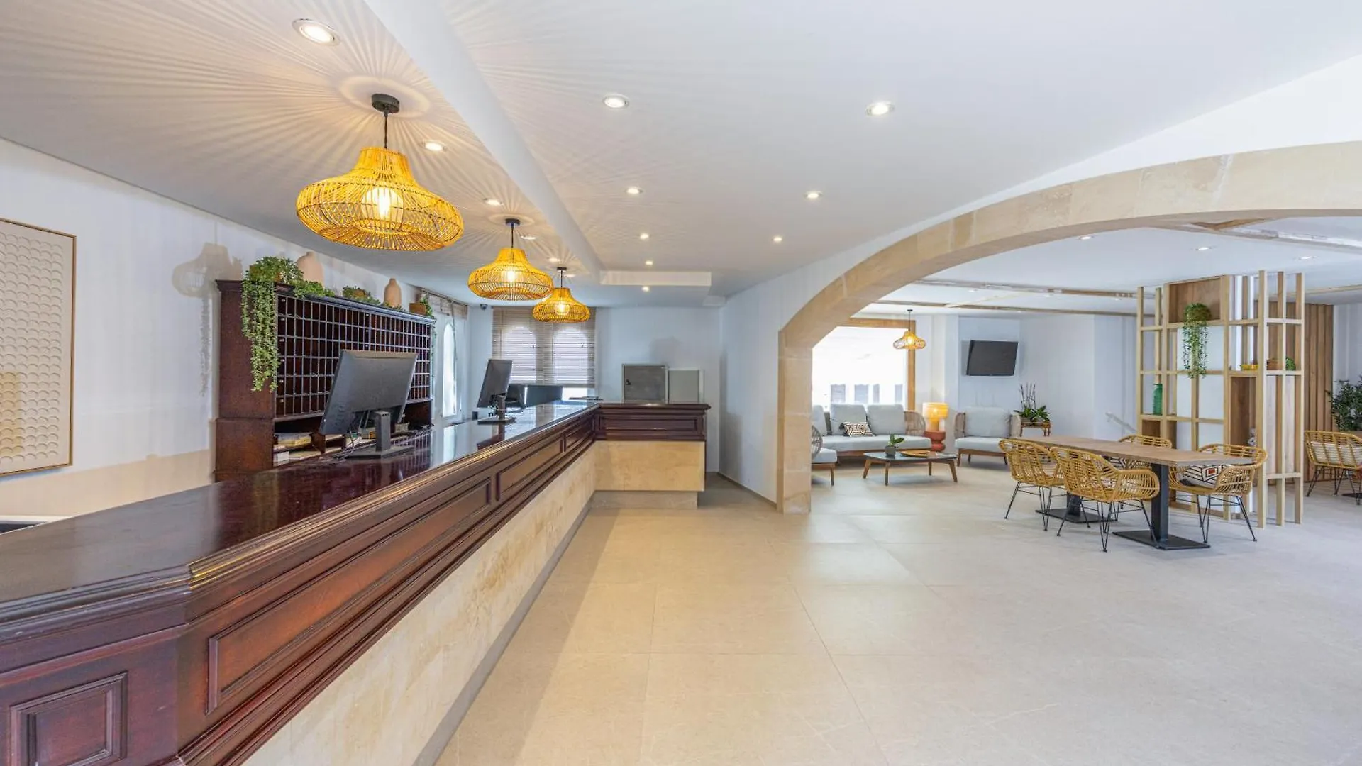 *** Apart Otel Sol Cala D'Or Apartamentos İspanya